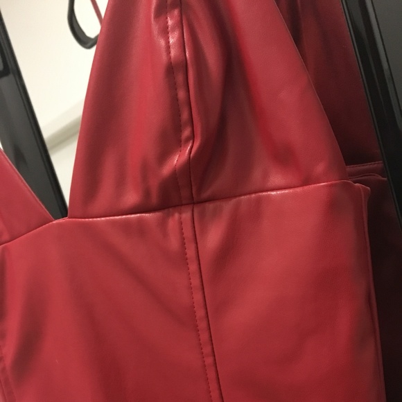 Women's Red "Nude" dress - Picture 3 of 5